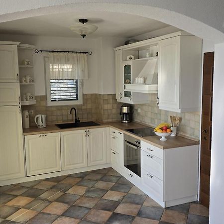 Marina - Holiday Home With Sea View Makarska Exterior photo