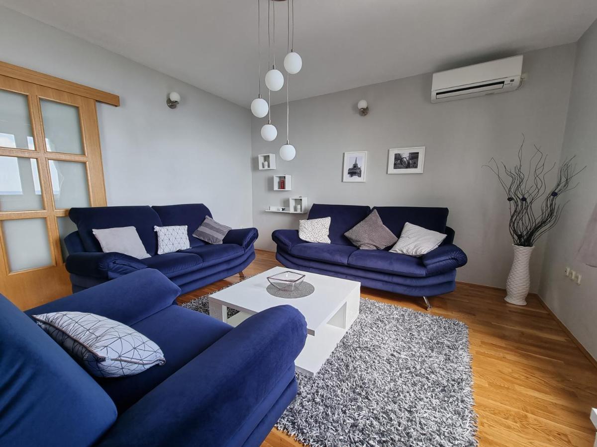 Marina - Holiday Home With Sea View Makarska Exterior photo