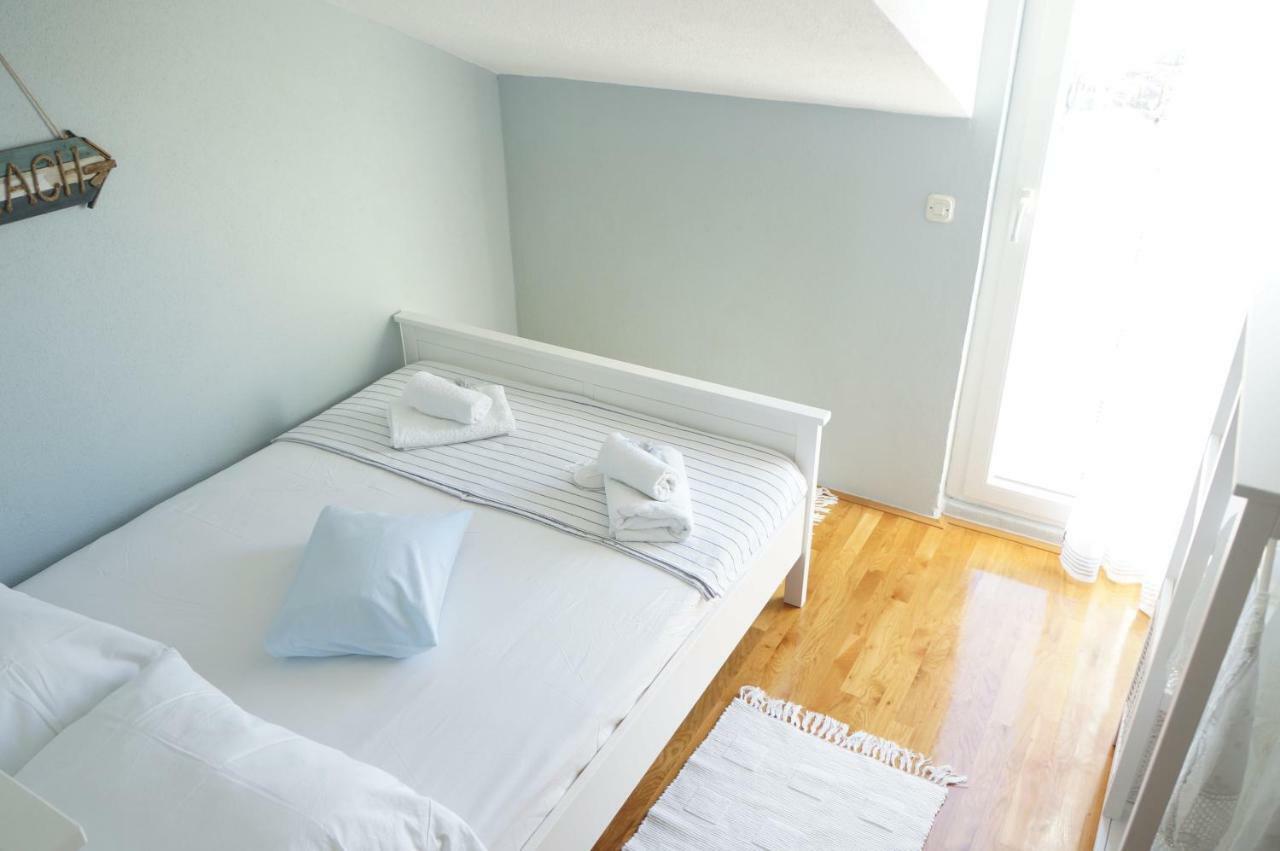 Marina - Holiday Home With Sea View Makarska Exterior photo